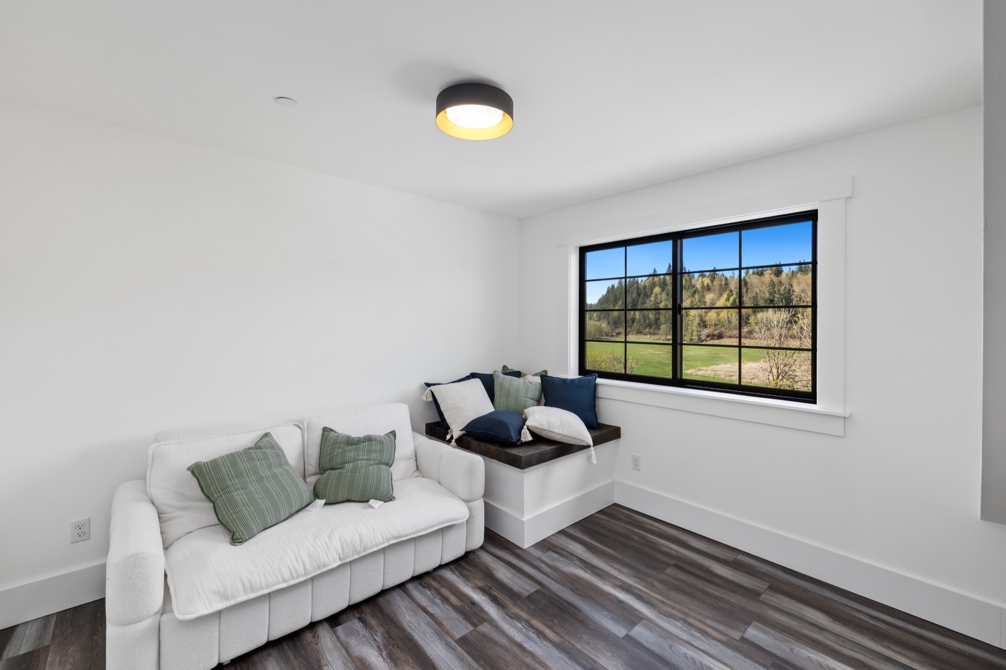 Copper Crest estate — gallery image 10